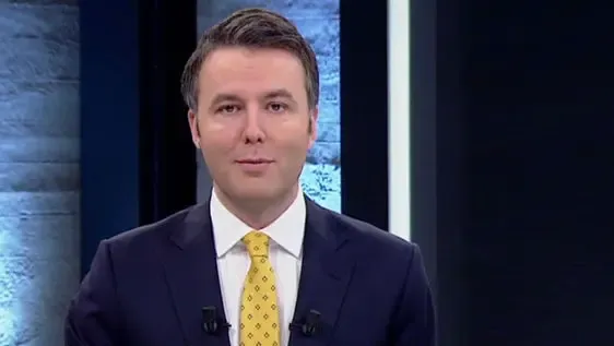 Uyuşturucu soruşturmasında gözaltına alınan gazeteci Mehmet Akif Ersoy, Habertürk’teki görevinden uzaklaştırıldı