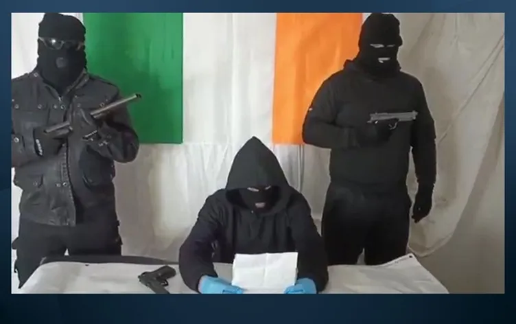 Kuzey İrlanda’da ‘göçmen karşıtı’ silahlı bir grup kuruluşunu ilan ettiğini açıkladı