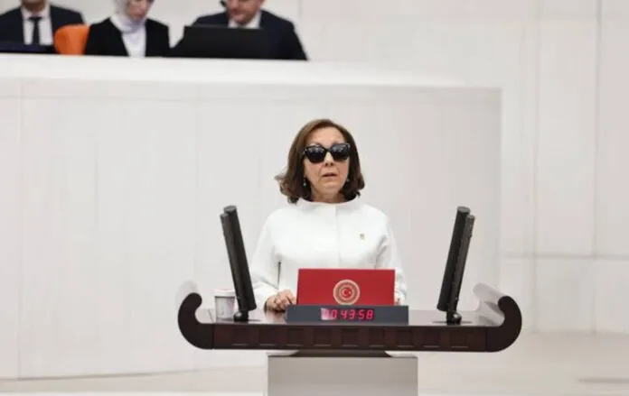 Serap Yazıcı Özbudun, Gelecek Partisi’nden istifa etti: AK Parti’ye geçeceği iddia ediliyor