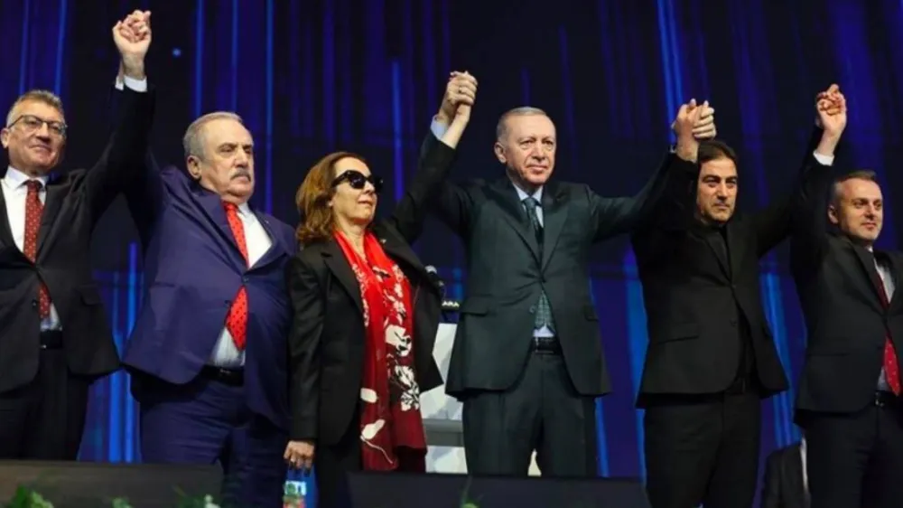 Fatih Altaylı: Altılı masa olmasa, AK P’arti