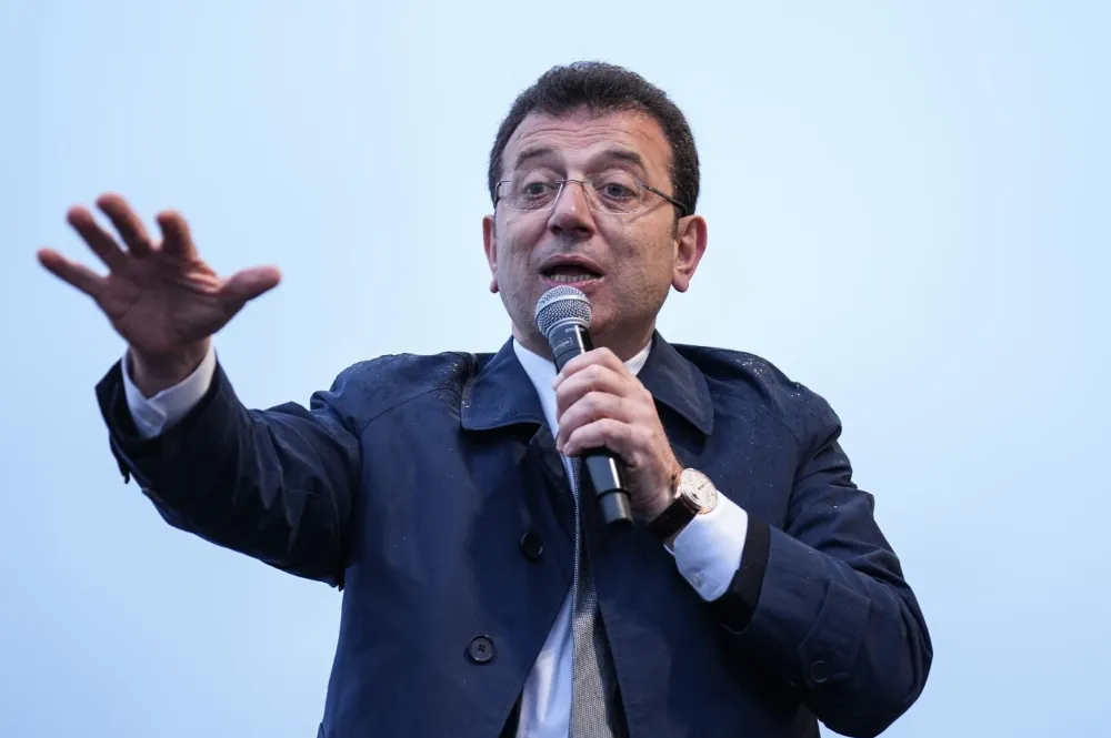 İmamoğlu: Saçımın teli bile titremiyor, korkmuyoruz kimseyi de korkutmuyoruz, sadece sandığa çağırıyoruz
