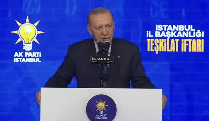 Erdoğan: “Yüzlerce milyar liralık korkunç bir vurgundan bahsediliyor”