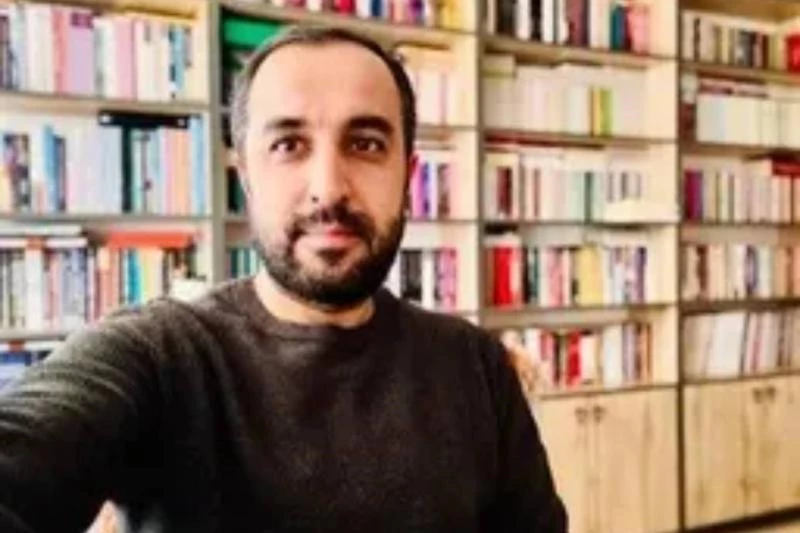 Murat Varol'a göre, Zazaca ve Kürtçe gibi diller, toplumun tüm kesimlerinin bilinçli bir şekilde bu dillerle bağ kurmasıyla mümkün olabilir