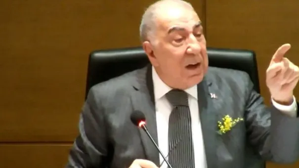 Kadıköy’ün tek AK Partili üyesine “Şunu atalım dışarı” diyen CHP’li başkanvekili Ahmet Kurtuluş’a gözaltı kararı