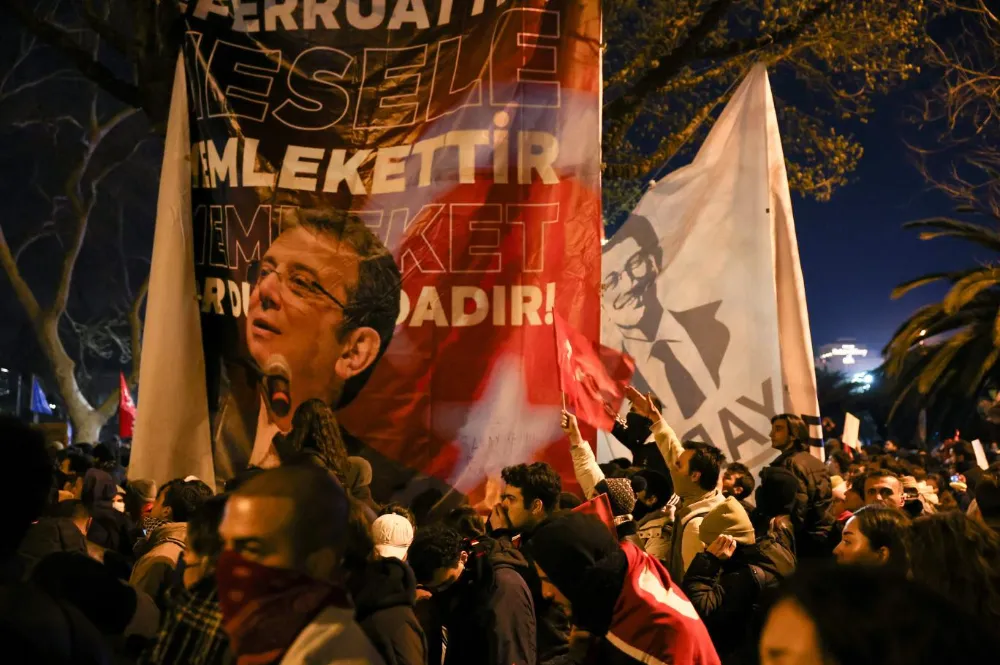 Özel bir kez daha Starmer