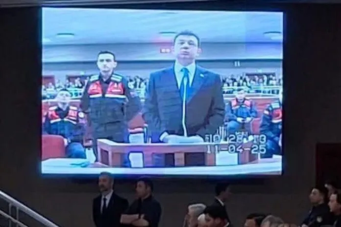 İmamoğlu’ndan Bayarlı, Menderesli, Ecevitli, Erbakanlı mesaj: “Ne kara kışlar gördü bu ülke…”