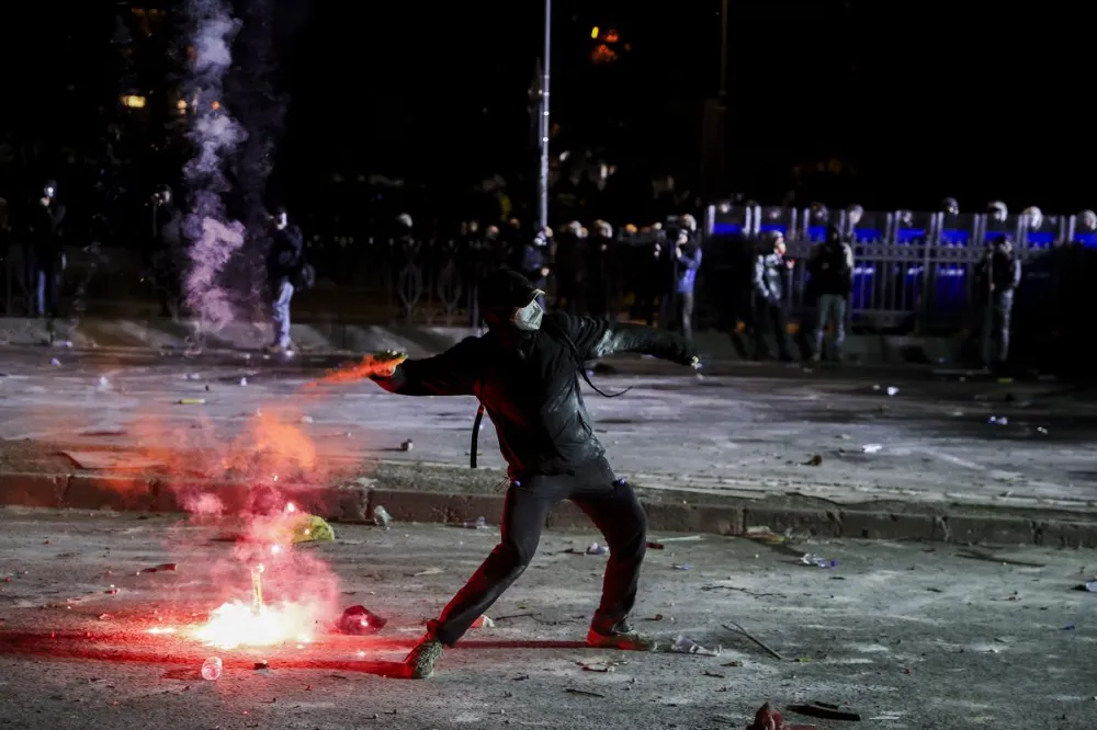 Sokağın kuralları, gösterilerin hukuku