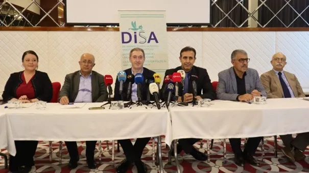 Tuncer Bakırhan: “Çözümün yeri kendi evimizdir. Türkiye hepimizin evidir”