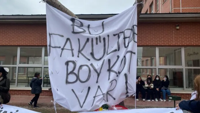 YÖK’ten tüm üniversitelere: “Boykot çağrısı yapanlara adli ve idari işlem başlatın”