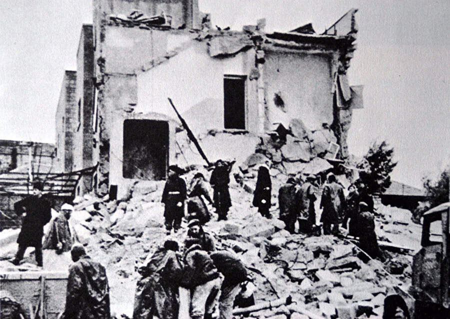 Kudüs'teki Semiramis Hotel, 6 Ocak 1948'de Hagana örgütüne mensup Siyonist teröristlerin saldırısına uğradı. Müslüman ve Hristiyan 26 kişinin öldüğü saldırının kurbanları arasında İspanya’nın Kudüs Viskonsülü Manuel Allende Salazar da vardı.