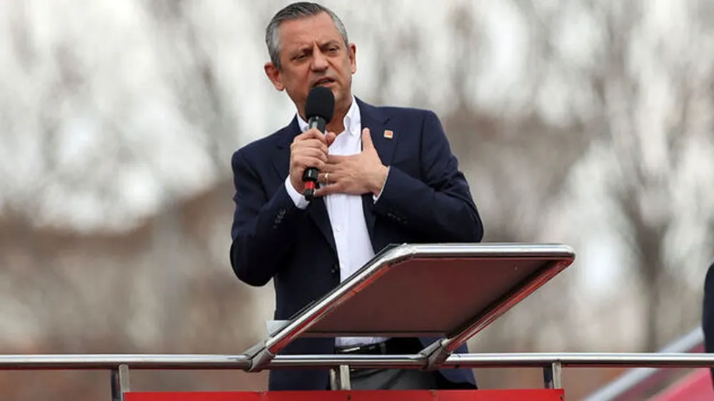 Özgür Özel