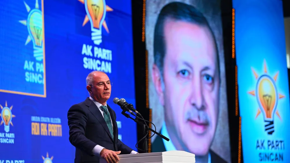 PKK kendini feshetti | AKP