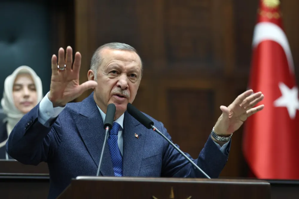 Erdoğan: Örgütün kendini feshi sonrası siyasetin devreye girmesiyle kayyum istisna haline gelecek