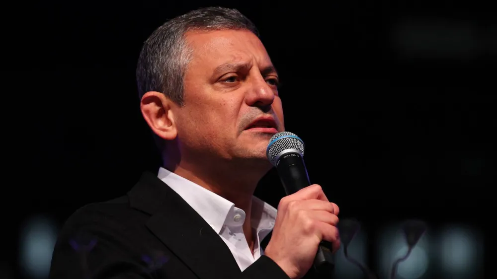 Özgür Özel