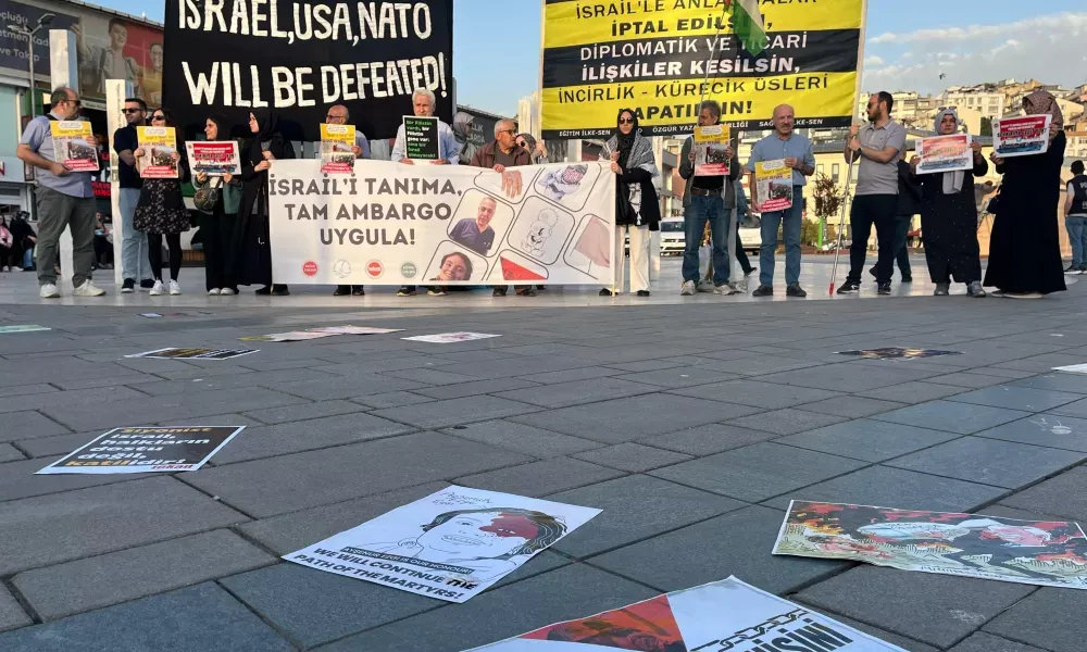 Üsküdar’da Gazze Nöbetleri Devam Ediyor