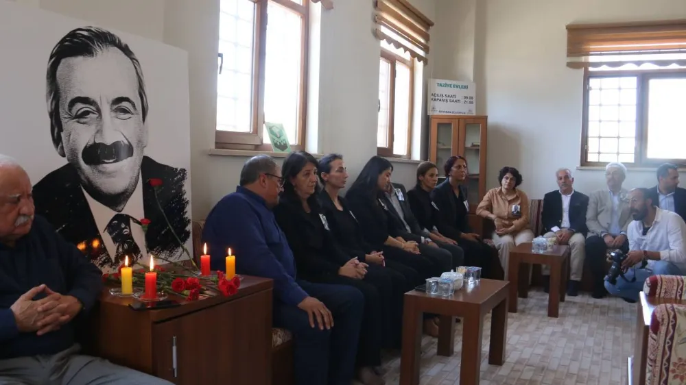 Sırrı Süreyya Önder için memleketinde taziye kuruldu