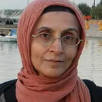 Tahran bir kez daha bombalanırken
