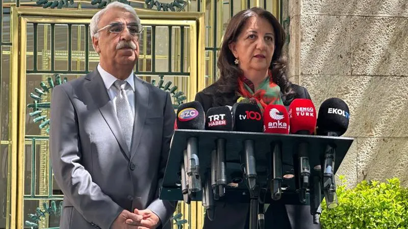 DEM Parti: Barış süreci belli bir aşamaya geldi; Bahçeli, Özel ve Erdoğan’ı ziyaret edecek, ardından Öcalan