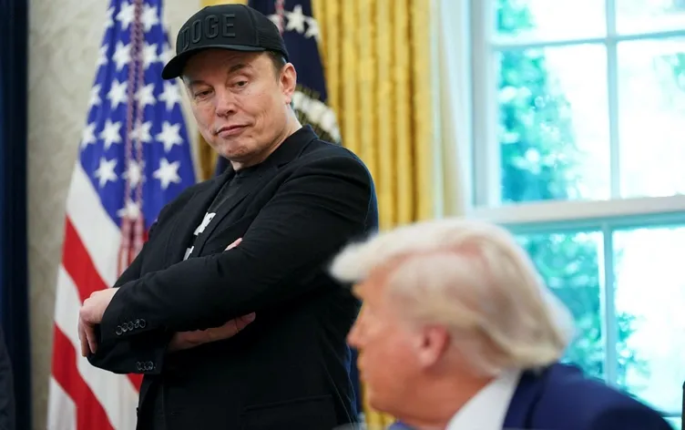 Musk, Trump hakkındaki ‘bomba iddiasını’ geri çekti