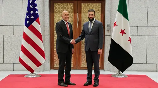 Barrack, Şara’yı Washington’a benzetti: “ABD’yi korkunç savaşlardan sonra kurmuştu”