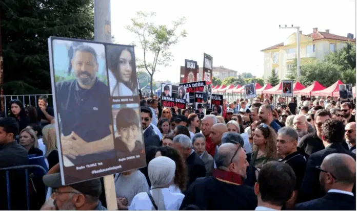 Bolu Kartalkaya otel yangını davası başladı: 32 sanık hakim karşısında 