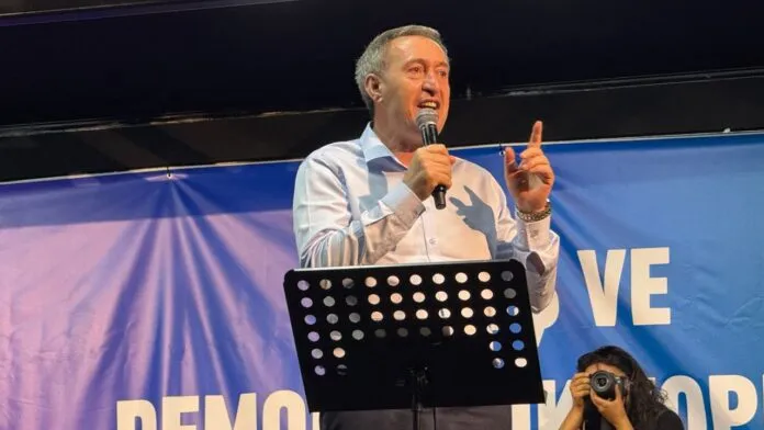 Tuncer Bakırhan: Öcalan ile yapılan görüşmeler azaldı, bu yaklaşımdan vazgeçin