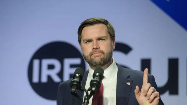 Trump kendisinden sonraki dönem için yardımcısı Vance’i işaret etti