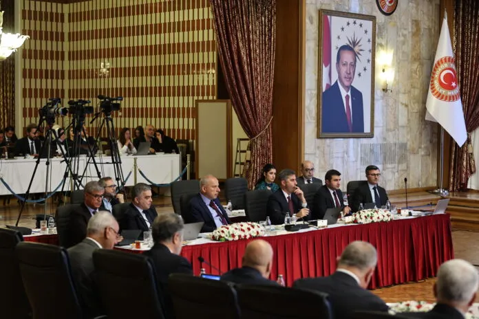 Komisyonda düşünce ve araştırma kuruluşları konuştu: “Dinleme faslının sonuna geliyoruz”