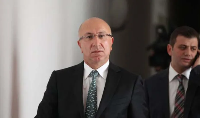 Turgay Ciner hakkında yakalama kararı
